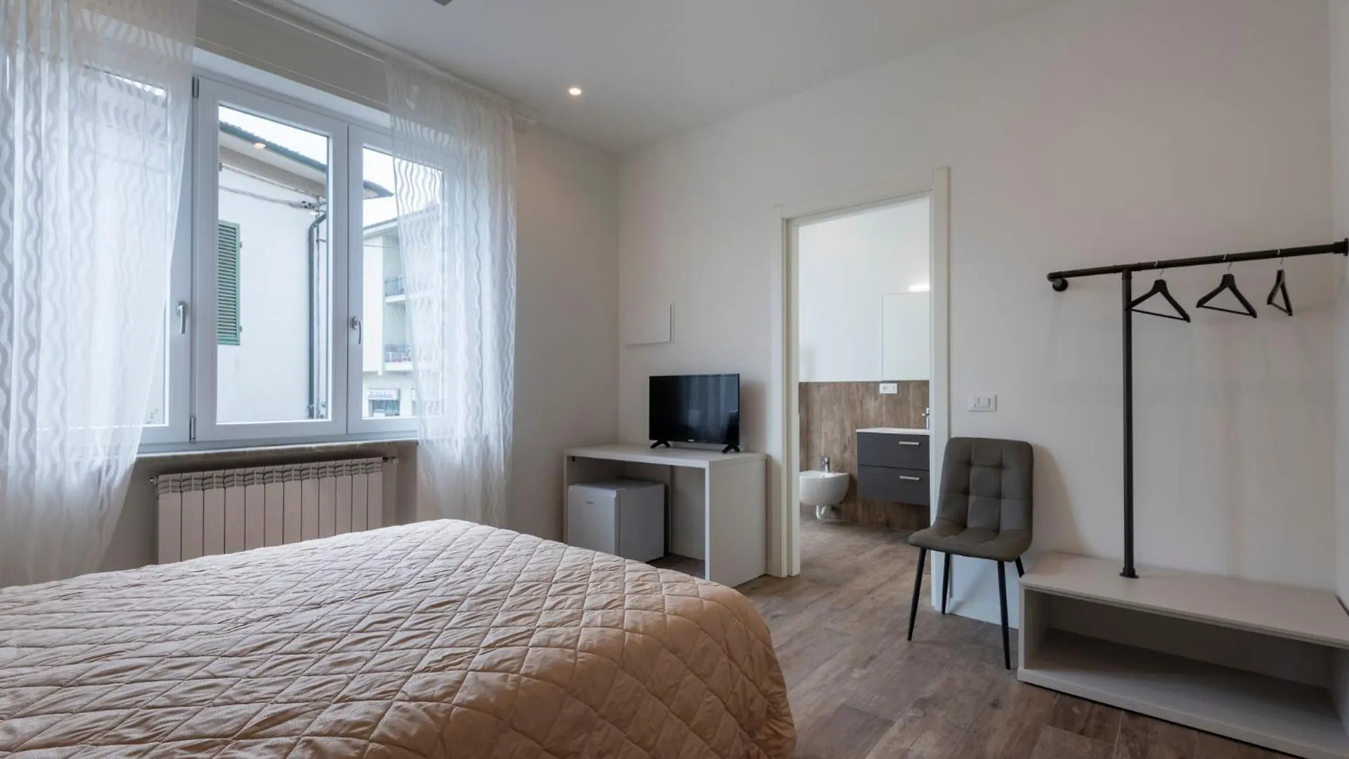 Iarsera Rooms And Apartment Lucca 0*,  Italy